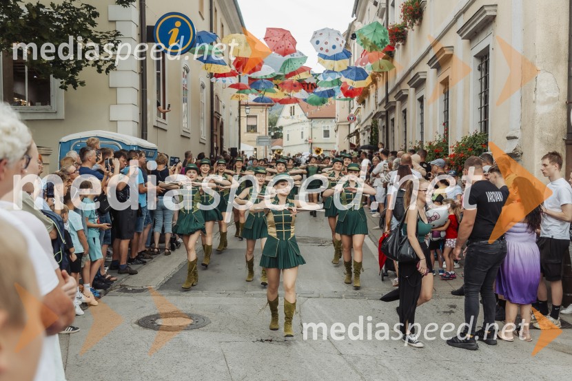 Pivo in cvetje 2025, ohcet in zaključna povorka