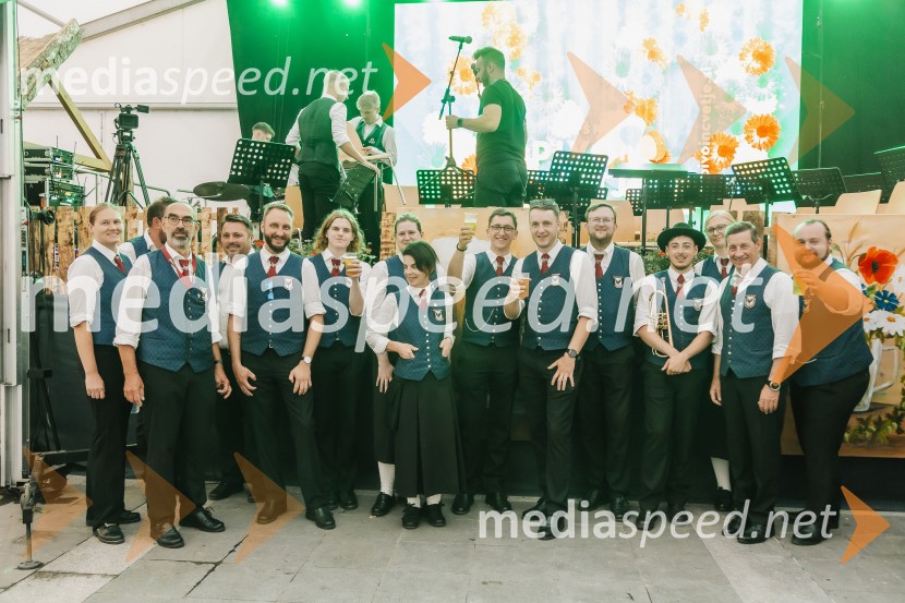 Pivo in cvetje 2025, ohcet in zaključna povorka