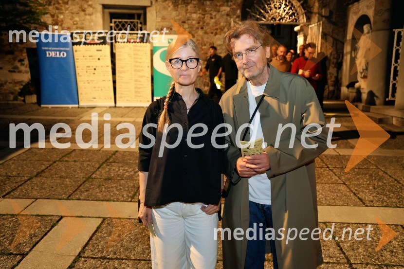  Natalija Pihler, profesorica nemščine;  Marko Crnkovič, kolumnist, urednik portala Fokus PokusRobben Ford in Chris Minh Doky, Ljubljana Festival