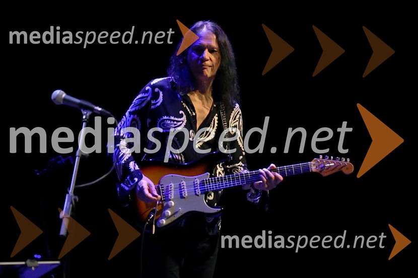  Robben Ford, kitaristRobben Ford in Chris Minh Doky, Ljubljana Festival