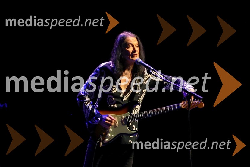  Robben Ford, kitaristRobben Ford in Chris Minh Doky, Ljubljana Festival