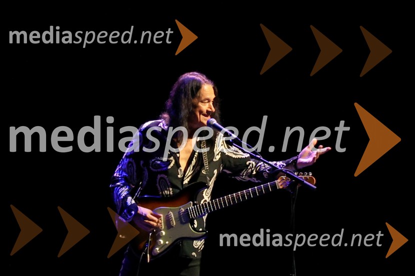  Robben Ford, kitaristRobben Ford in Chris Minh Doky, Ljubljana Festival