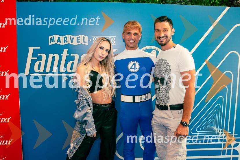  Patricija Štifter - RIYA, model, pevka, tiktokerka;  Matic  Gaiser, cosplayer, costumer;  Aljaž  GazdekVečer superjunakov s filmom Fantastični 4: prvi koraki v Cineplexx Ljubljana