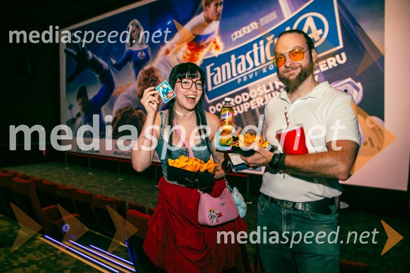  Kaja Kočevar- Kaya Solo, vlogerka;  Jan StrmšekVečer superjunakov s filmom Fantastični 4: prvi koraki v Cineplexx Ljubljana