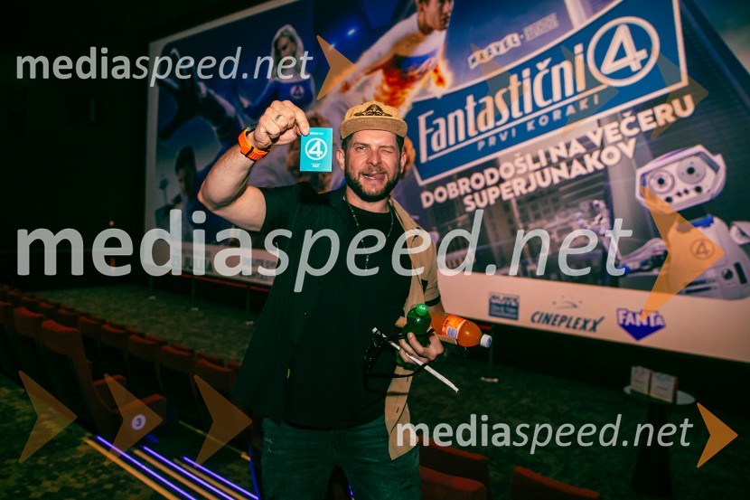  Klemen Bunderla, radijski voditelj, radio AktualVečer superjunakov s filmom Fantastični 4: prvi koraki v Cineplexx Ljubljana