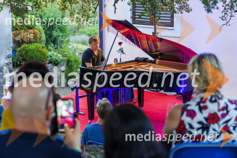  Tomaž Pačnik, glasbenikAltroke Istria Gourmet Festival v Kubedu
