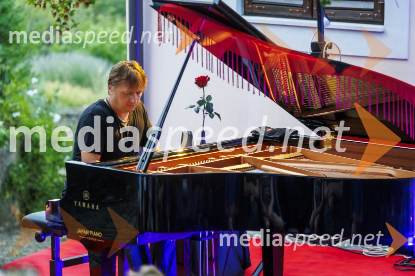  Tomaž Pačnik, glasbenikAltroke Istria Gourmet Festival v Kubedu