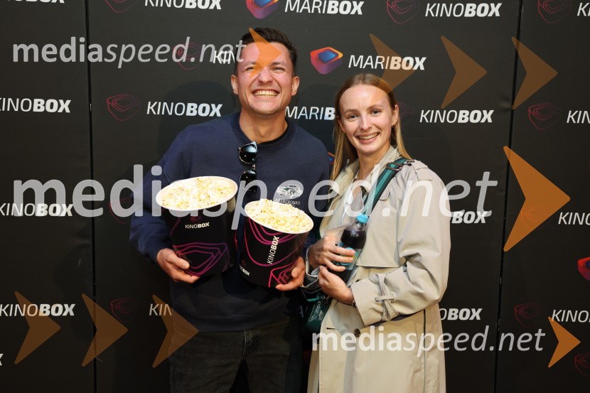 Vrni mi jo, premiera v Mariboxu