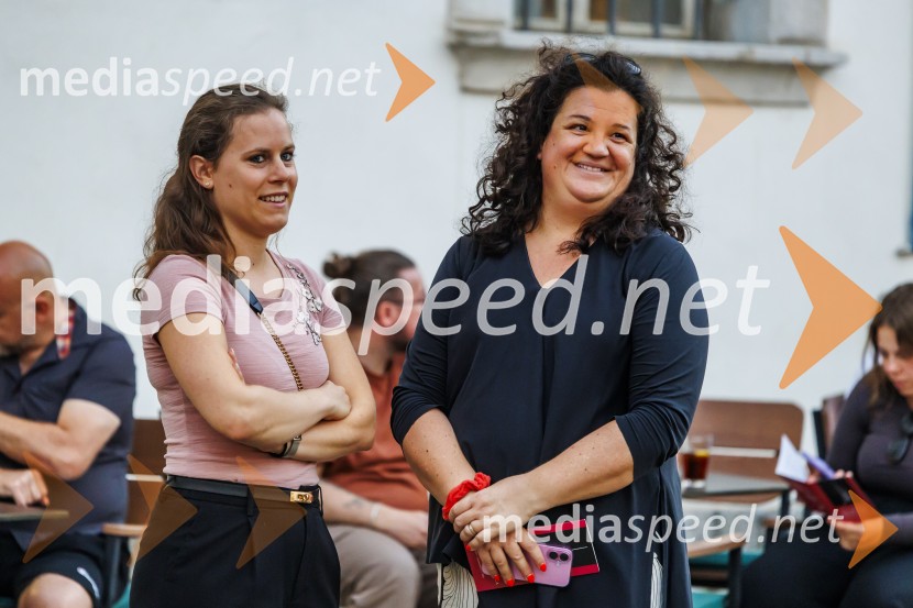  ... ; mag. Mojca Kleva Kekuš, evropska poslankaOperni večer na Titovem trgu v Kopru