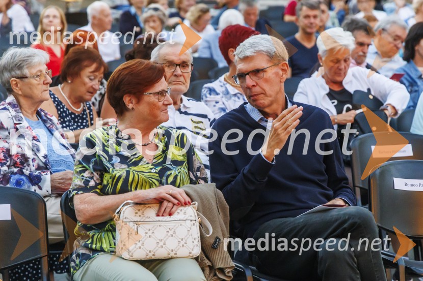 Operni večer na Titovem trgu v Kopru