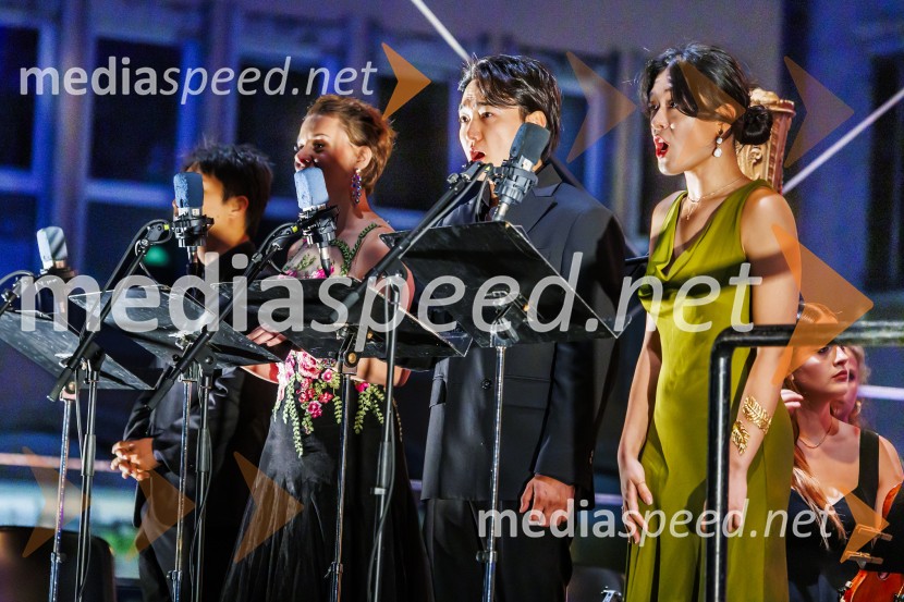 Operni večer na Titovem trgu v Kopru