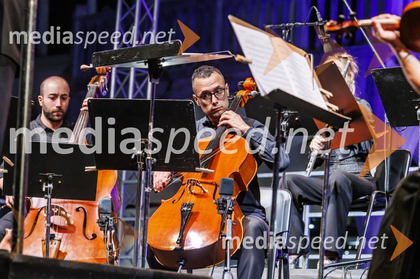 Operni večer na Titovem trgu v Kopru