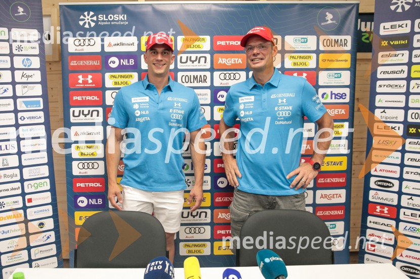  Žan Kranjec, smučar;  Miha Verdnik, vodja panoge za alpsko smučanje na SZSNovinarska konferenca Žana Kranjca in trenerja Mihe Verdnika