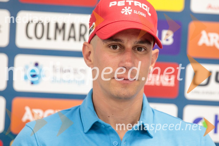  Žan Kranjec, smučarNovinarska konferenca Žana Kranjca in trenerja Mihe Verdnika