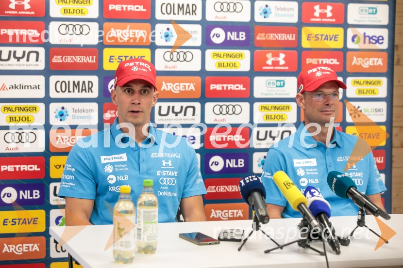  Žan Kranjec, smučar;  Miha Verdnik, vodja panoge za alpsko smučanje na SZSNovinarska konferenca Žana Kranjca in trenerja Mihe Verdnika