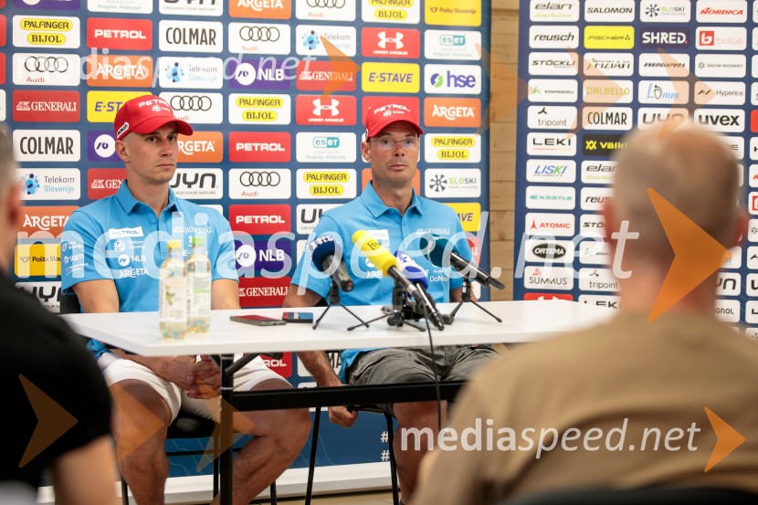  Žan Kranjec, smučar;  Miha Verdnik, vodja panoge za alpsko smučanje na SZSNovinarska konferenca Žana Kranjca in trenerja Mihe Verdnika