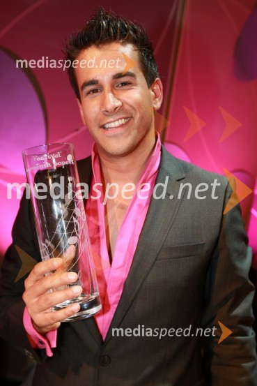 Domen Kumer, zmagovalec 40. Festivala narečne popevke 200940. Festival narečnih popevk 2009