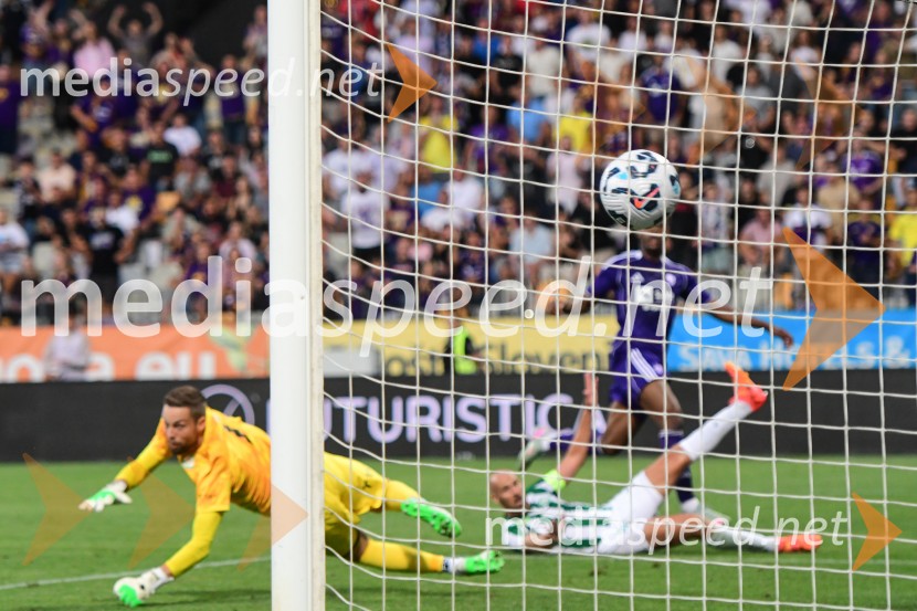 Maribor : Paks, nogomet