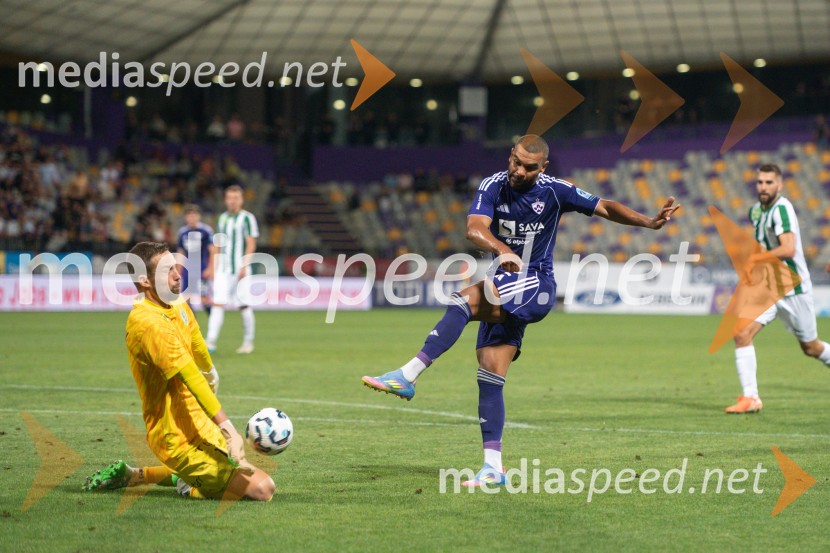 Maribor : Paks, nogomet