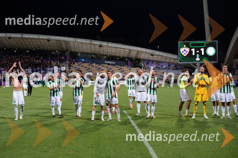 Maribor : Paks, nogomet