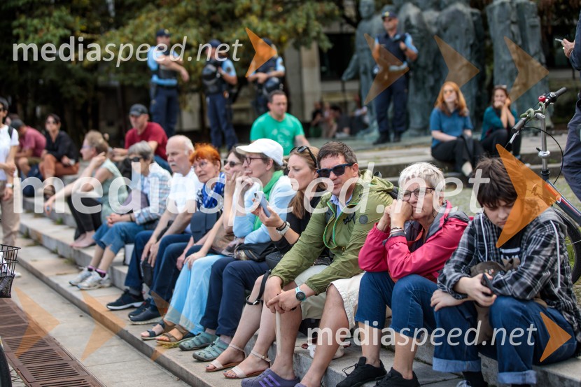 Protest civilne družbe Gaza strada, kaj dela vlada!?