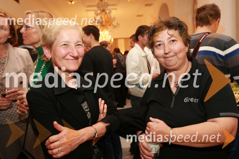 Soproga Antona Guzeja, direktorja RTV Slovenija in Dragica Petrovič, režiserka40. Festival narečnih popevk 2009