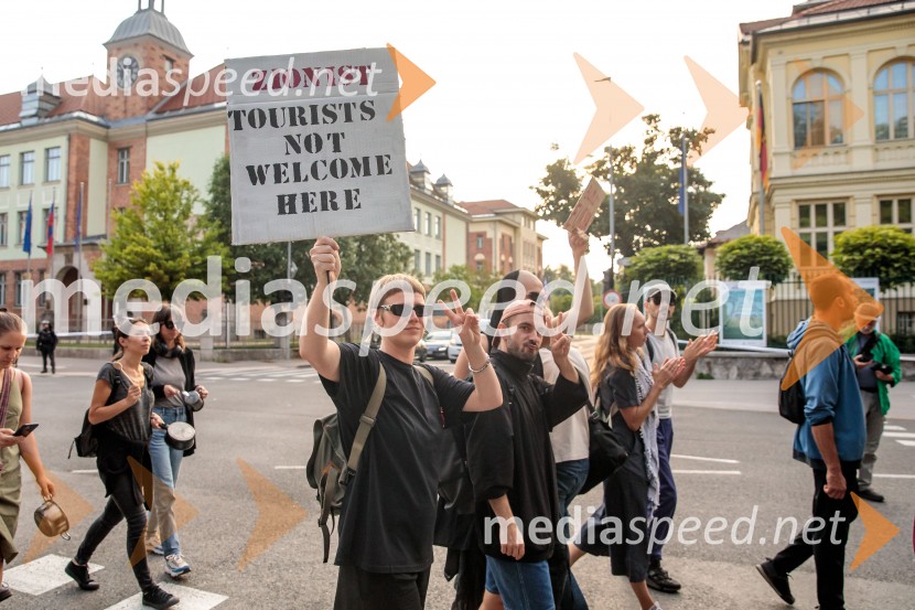 Protest civilne družbe Gaza strada, kaj dela vlada!?