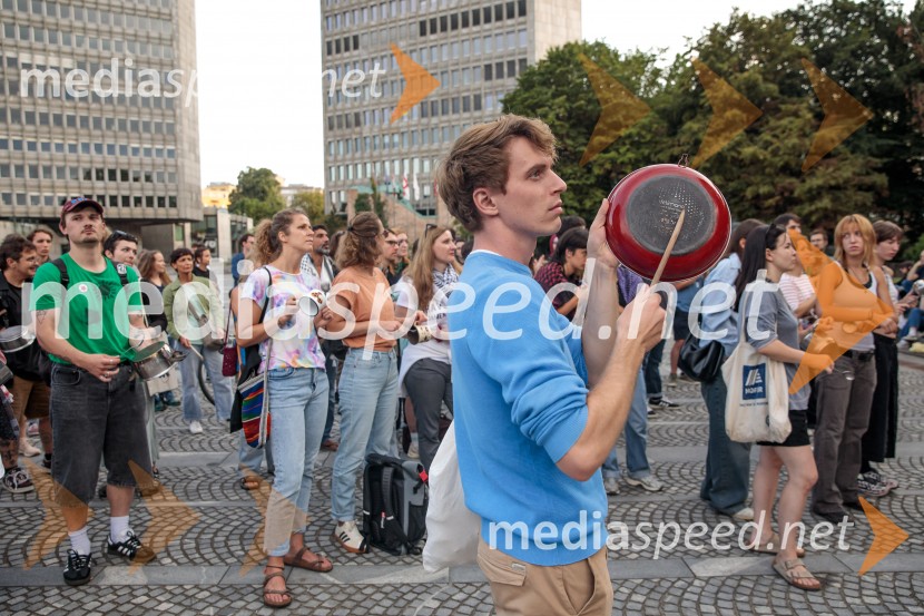 Protest civilne družbe Gaza strada, kaj dela vlada!?
