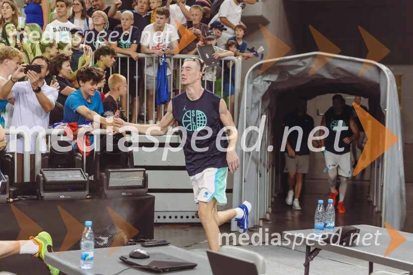 Slovenija : Nemčija, Košarka