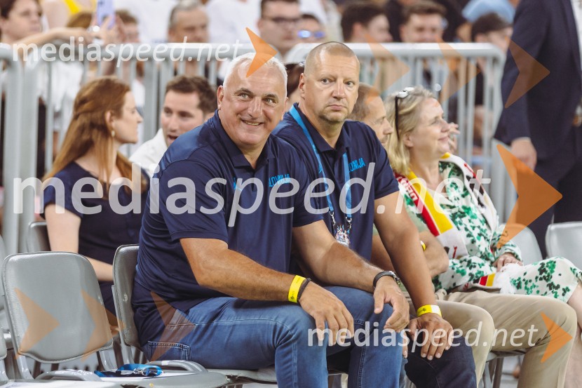  Saša Dončić, košarkar, trener;  Matej Erjavec, predsednik, Košarkarska Zveza SlovenijeSlovenija : Nemčija, Košarka