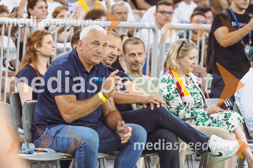  Saša Dončić, košarkar, trener;  Matej Erjavec, predsednik, Košarkarska Zveza Slovenije;  Aleksander Čeferin, odvetnik in predsednik UEFESlovenija : Nemčija, Košarka