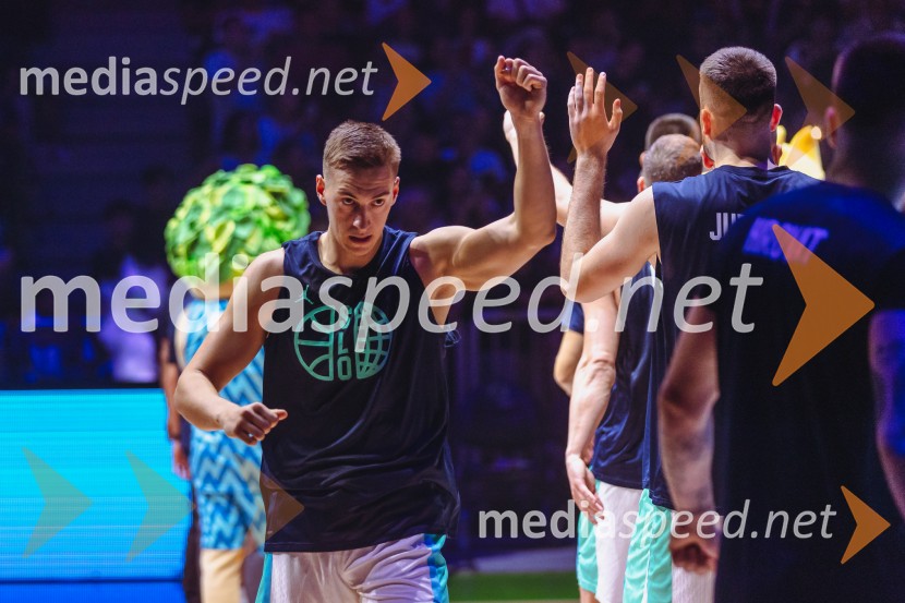 Slovenija : Nemčija, Košarka