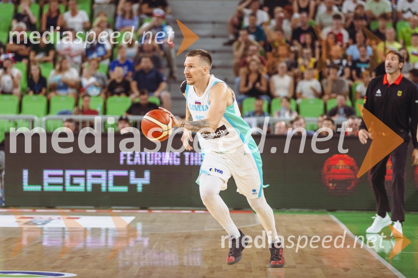  Gregor  Hrovat, košarkarSlovenija : Nemčija, Košarka