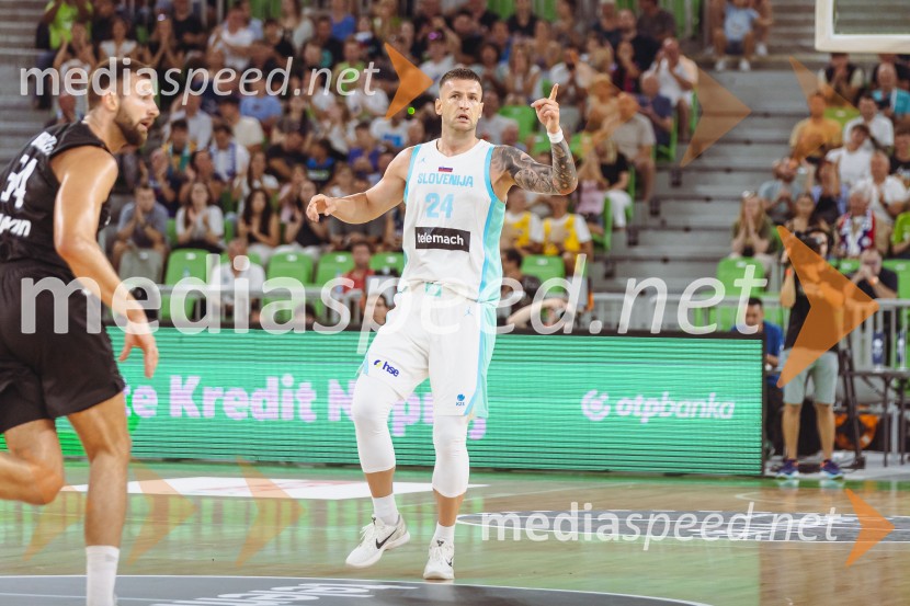  ... ;  Alen Omić, košarkarSlovenija : Nemčija, Košarka