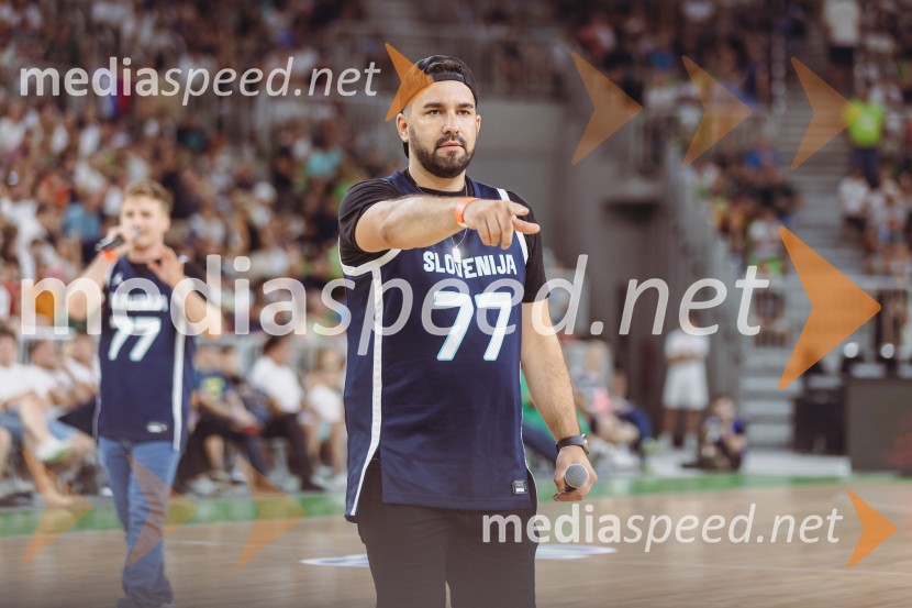 Slovenija : Nemčija, Košarka