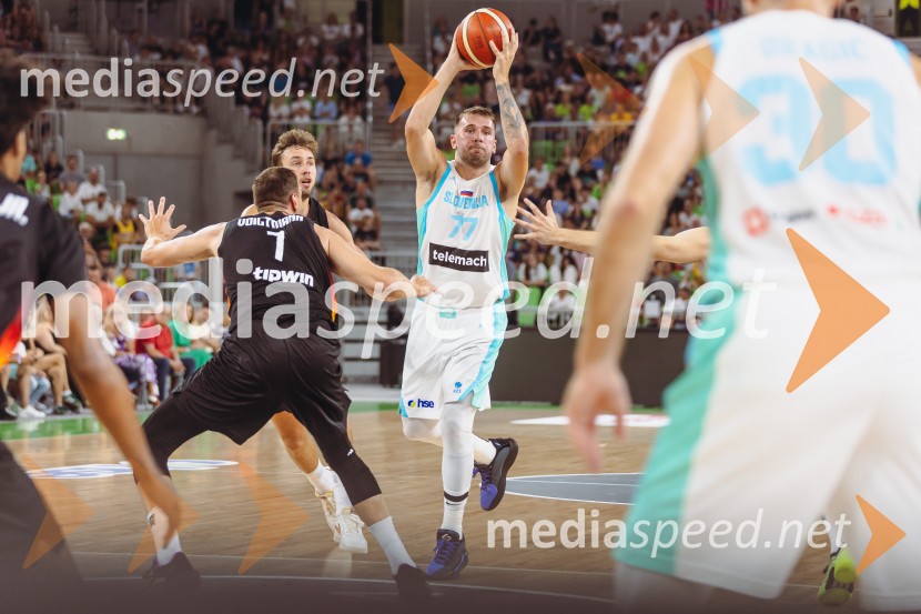  ... ;  Luka  Dončić, košarkarSlovenija : Nemčija, Košarka