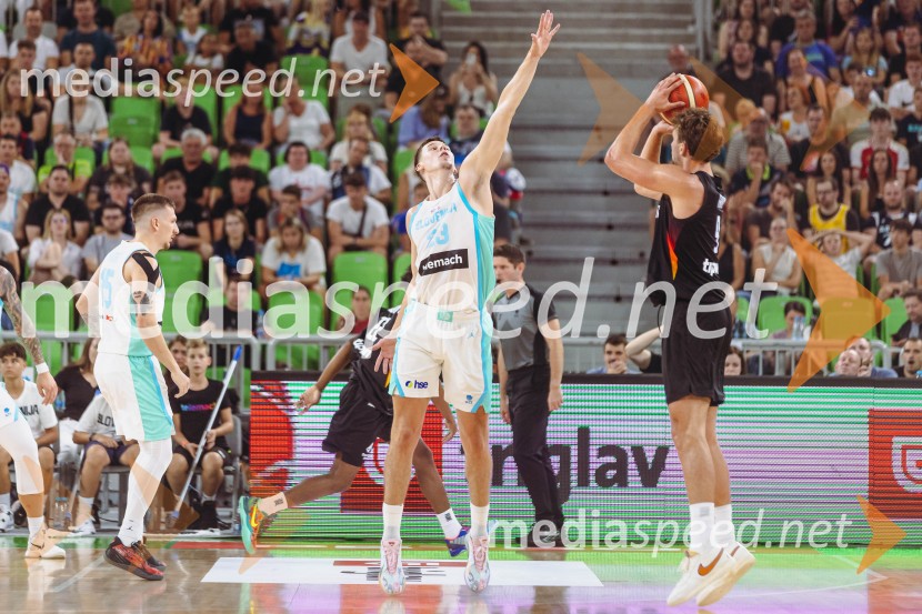 Slovenija : Nemčija, Košarka