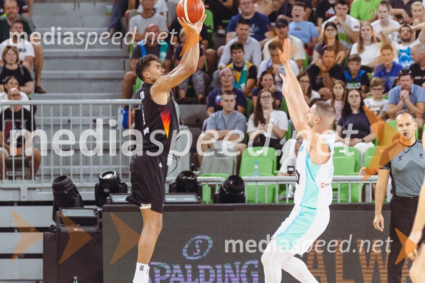 Slovenija : Nemčija, Košarka