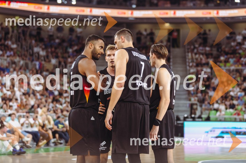 Slovenija : Nemčija, Košarka