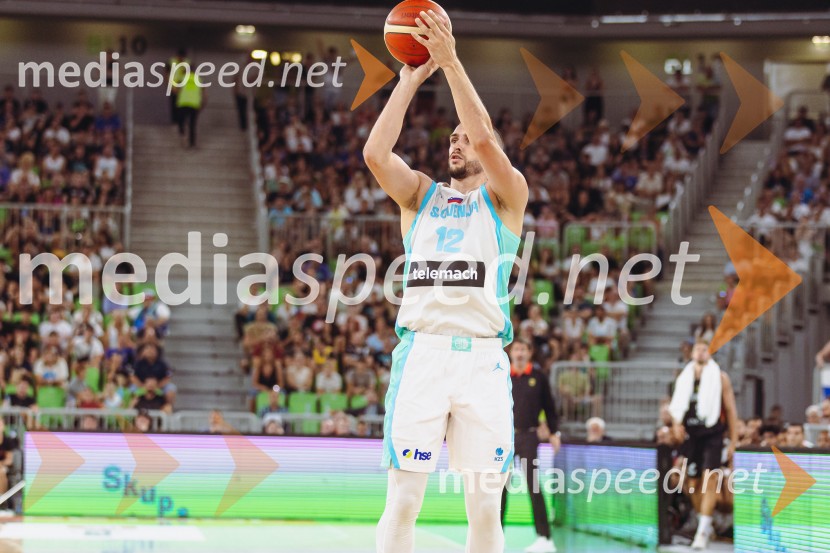  Rok Radović, košarkarSlovenija : Nemčija, Košarka