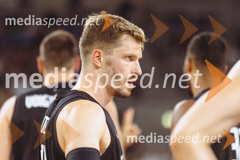 Slovenija : Nemčija, Košarka