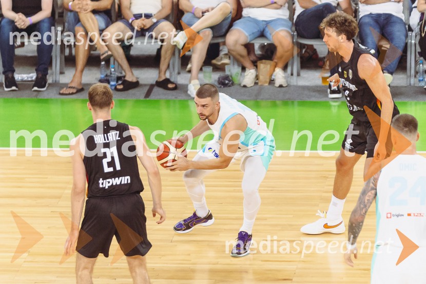 Slovenija : Nemčija, Košarka