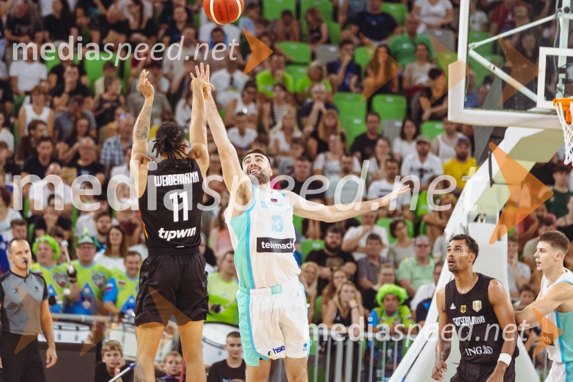  ... ;  Robert Jurković, košarkarSlovenija : Nemčija, Košarka