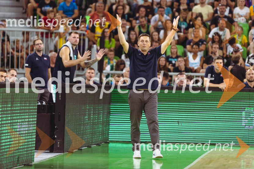 Slovenija : Nemčija, Košarka