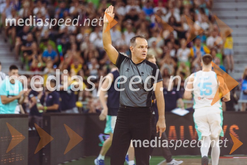 Slovenija : Nemčija, Košarka