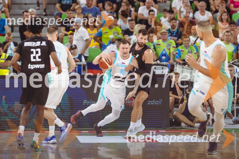 Slovenija : Nemčija, Košarka