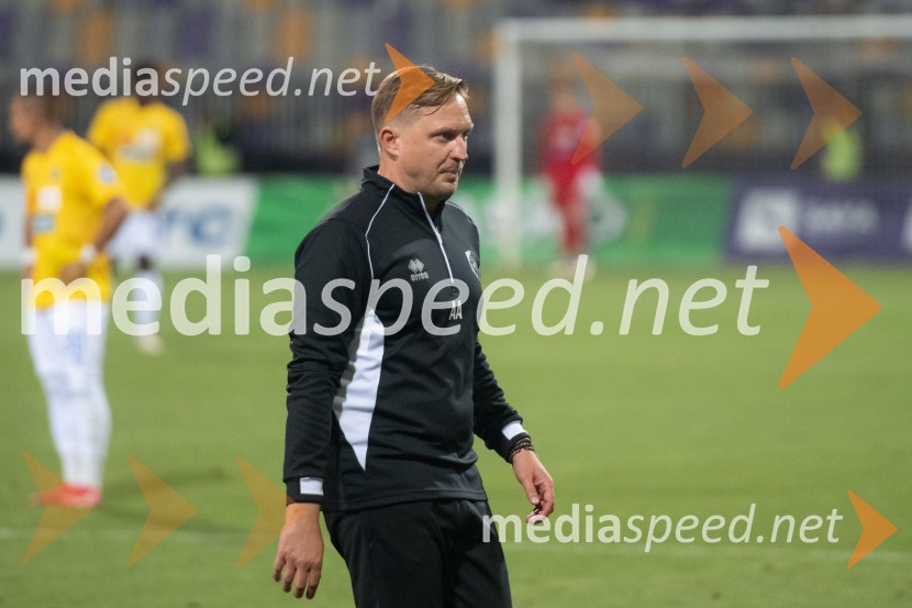  Aleš Arnol, nogometni trenerNK Maribor : NK Bravo