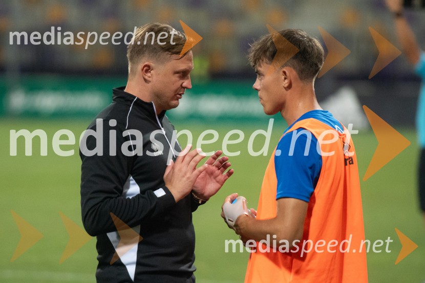  Aleš Arnol, nogometni trener;  ... NK Maribor : NK Bravo