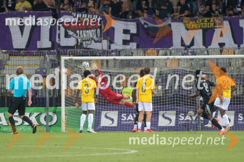 NK Maribor : NK Bravo