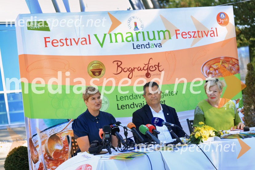  Martina  Bukovec, Zavod za turizem in razvoj Lendava;  Janez Magyar, župan, Občina Lendava;  Eva Marija Banutai, predsednica, Turistična zveza LendavaFestival Vinarium 2025, novinarska konferenca